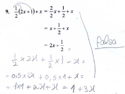 turma. Vejamos as seguintes resoluções dos alunos: Neste exemplo, a Rita aplica correctamente a propriedade distributiva e transforma 1 em 0,5.