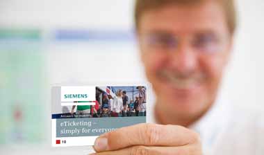 Este Smart Card, desenvolvido pela Siemens, recebeu o MasterCard Transport Ticketing Award 2013 na categoria Tecnologia de Bilhética do ano devido à sua dupla função.
