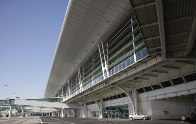 Aeroporto Francisco Sá Carneiro (Portugal) 2006 75 milhões Remodelação e