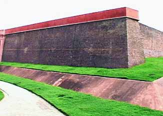 O ponto de partida é o Museu Emílio Goeldi em de entrada da Amazônia; outros em ruínas como o Príncipe Narram-se a grande leva de