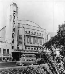 Mayer) operaram como alguns dos cinemas lançadores da cidade, isto é, salas conceituadas e habilitadas a receber as estreias das novas produções (FERRAZ, 2009), especialmente as norte-americanas.