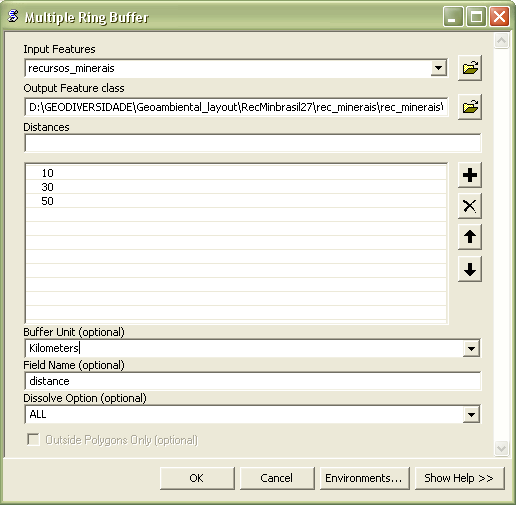 Opção MULTIPLE RING BUFFER permite gerar BUFFER com intervalos determinados de temas escolhidos. Os dois primeiros campos INPUT FEATURES e OUT FEATURE CLASS são semelhantes a da primeira opção.