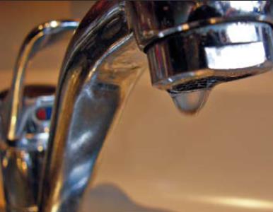 Estabelecer como manutenção prioritária as fugas de água Eficiência Hídrica Responsável: Serviço de Manutenção Detetar e