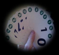Estimativa* e o Planning Poker: Para fazer estimativa de velocidade da equipe, antes é preciso o escrever as estórias de usuário.