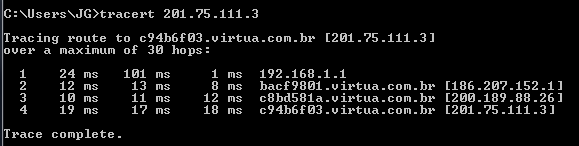 Testes 36 4.5.4 Experimento 4 O quarto e útimo experimento consistia em realizar uma chamada entre duas cópias da aplicação desenvolvida. O ambiente do experimento também foi a Internet.