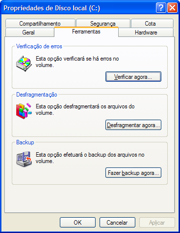 Ferramentas do sistema O Windows XP trás consigo uma série de programas que nos ajudam a manter o sistema em bom funcionamento. Esses programas são chamados de Ferramentas do Sistema.