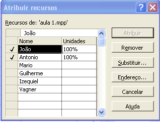 Substituição de recursos Quando for necessária a substituição de um recurso por outro, não é preciso remover o recurso a ser substituído para depois inserir o novo.