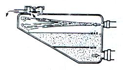 Este reservatório de expansão possui as marcas de nível MIN. e MÁX. e o fluído deve se encontrar sempre entre estas duas marcações.