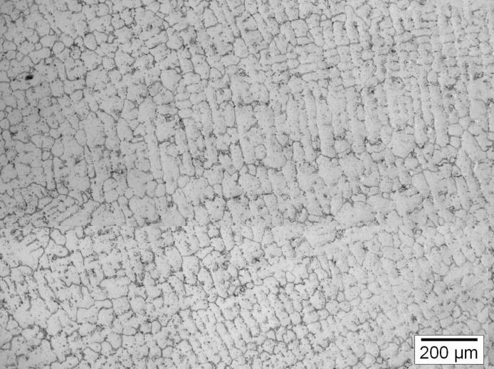 TUBO B A B C Figura 4.19 - As micrografias A, B e C referem-se a amostra B3 proveniente do tubo B (parede externa), retirada após a falha de operação por surto de temperatura.