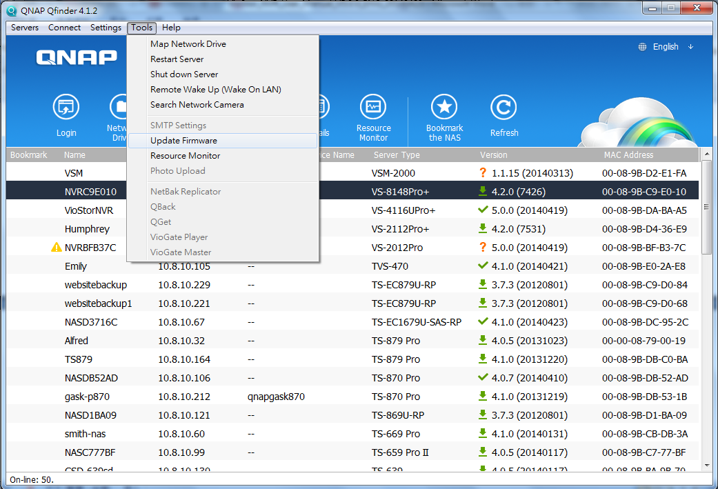 2. Faça login no NAS como administrador. Procure e selecione o firmware para o NVR. Clique em Iniciar para atualizar o 3. sistema.