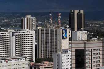 57 PALAVRAS-CHAVE: Antena; Cidade grande Edifício; Engenharia; Prédio; Telecomunicação; Torre; Transmissão; Urbanização; 910.18.0.300006.