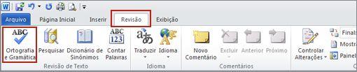 VERIFICAÇÃO DE ORTOGRAFIA E GRAMÁTICA Por padrão, o Microsoft Word verifica ortografia e gramática ao digitar, usando sublinhado ondulado vermelho para indicar possíveis problemas de ortografia e