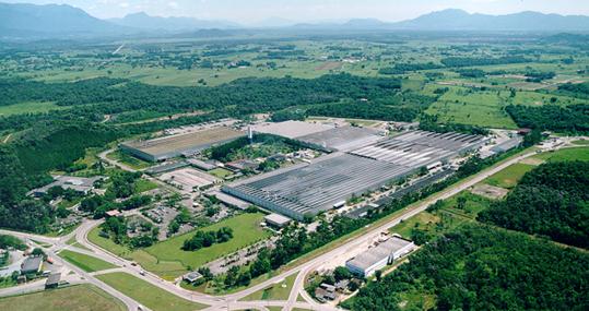 Centro de Desenvolvimento de Produtos (LAR) Manaus - AM Rio Claro - SP Possuimos mais de 700 colaboradores dedicados à pesquisa e ao desenvolvimento de produtos inovadores, distribuídos em quatro