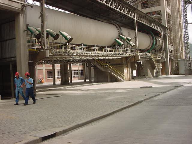 parciais do combustível e/ou da matéria prima no processo de produção de cimento