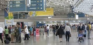 AEROPORTO DO GALEÃO É ARREMATADO POR R$ 19 BI, E CONFINS POR R$ 1,8 BI Já o consórcio AeroBrasil que inclui a CCR fez a melhor oferta pelo aeroporto de Confins (MG) e venceu o leilão com a proposta