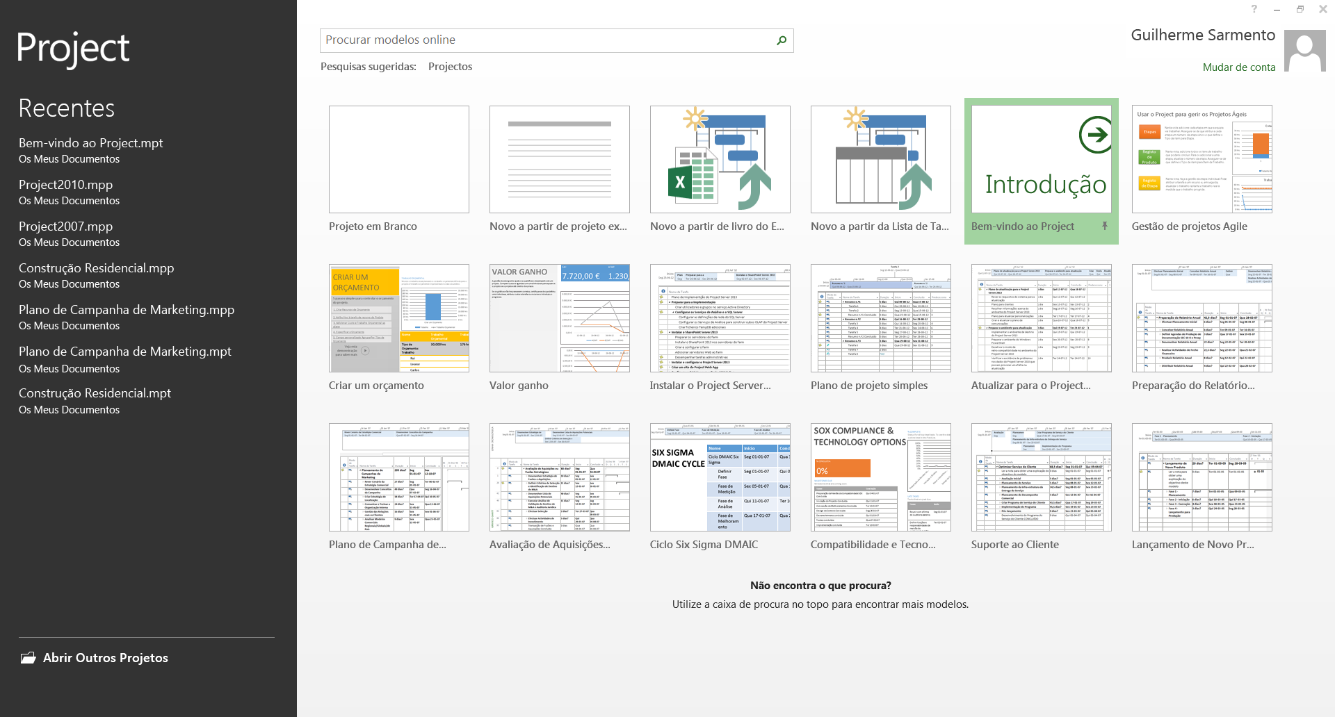 Como começar a utilizar o Project 2013 A primeira coisa que vai reparar quando abrir o Project 2013 é num novo visual melhorado. Mas não é tudo. Repare nas melhores feitas desde o Project 2007.