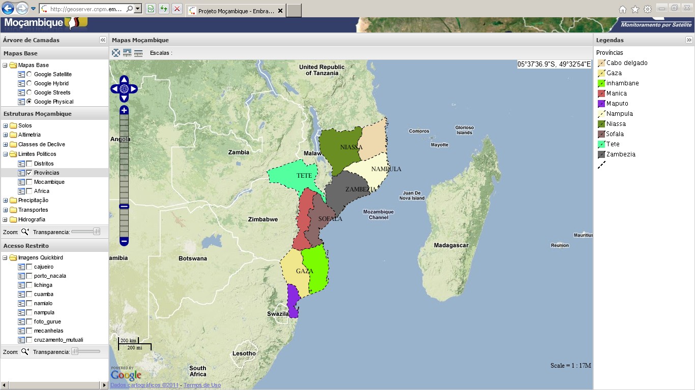 O OGC produziu especificações abstratas e de implementação, entre elas a mais utilizada é a Web Map Service (WMS) que cria um padrão para recuperação de mapas no formato matricial (Tsou, 2001).