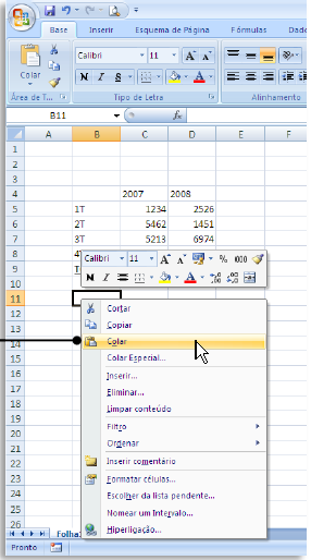 Uma vez que as células podem conter mais do que apenas dados simples, o comando Colar Especial permite-nos escolher exatamente o que pretendemos colar.