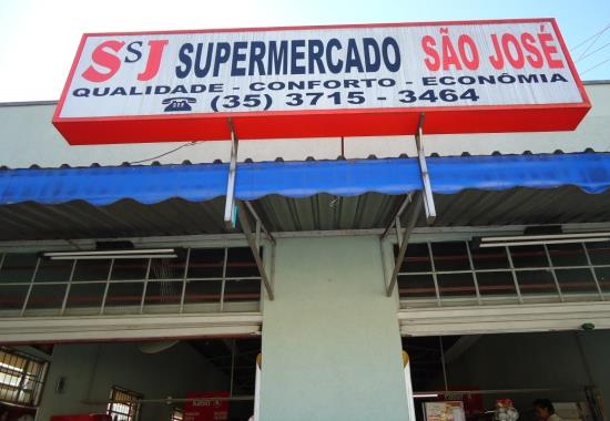 O Shopper de Classes Populares TAMBÉM QUER Conveniência Padaria X Mercado Indicadores O supermercado concorre com a padaria na venda de pães; Mas, neste caso, - Muitos clientes