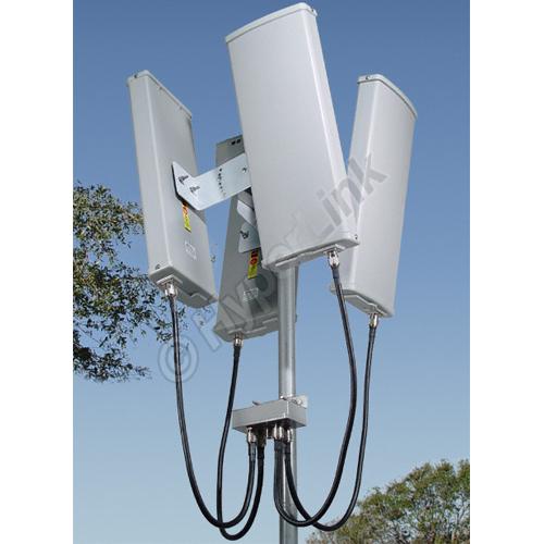 4 GHz 17 dbi 4 x 90 38 36 Página do produto: http://www.l-com.com/item.aspx?