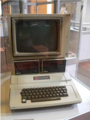 Sistemas Operacionais para computadores pessoais Tanto o Unix quanto o BSD, em suas primeiras versões, foram desenvolvidos para o uso de computadores de grande porte, normalmente em universidades.