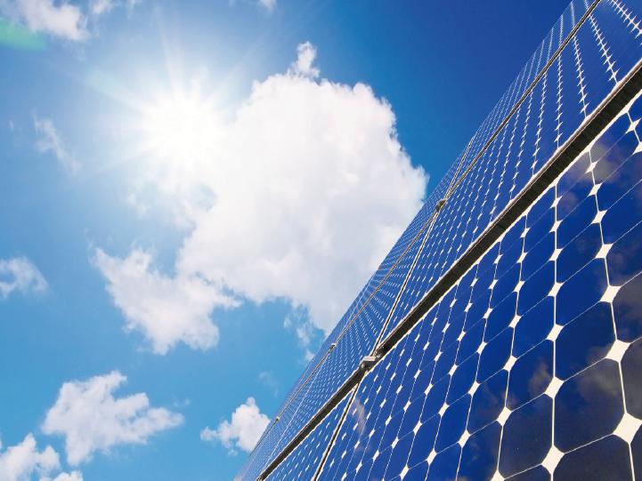 Sistemas fotovoltaicos Sistemas solares térmicos Superfícies
