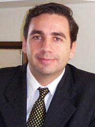 PROF. DR. FELIPE CHIARELLO Mestre e Doutor em Direito pela Pontifícia Universidade Católica de São Paulo.