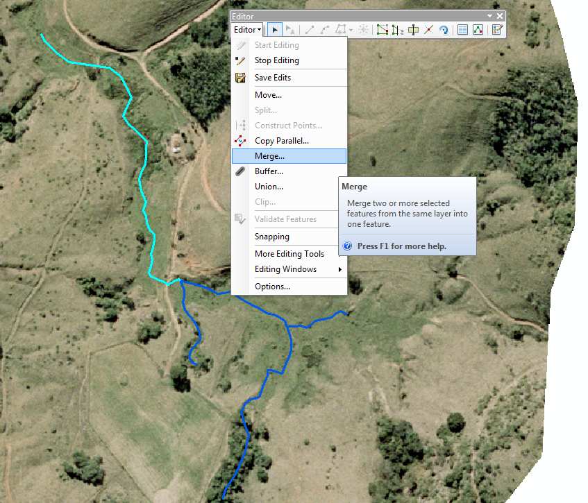 ArcGIS 10.2.2 Passo a Passo: editando dados espaciais 52. Mantenha pressionada a tecla SHIFT e selecione a LINHA 5; 53.