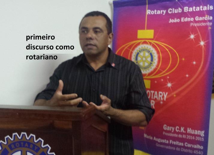 POSSE DE NOVOS COMPANHEIROS Em sequência ao Desenvolvimento do Quadro Associativo, o Rotary Club Batatais vem realizando várias demonstrações utilizando a Imagem Pública, quer seja em ações sociais,