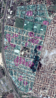 f) Visualizando as áreas de risco na imagem de satélite Figura 2.16 Apresentação das áreas de risco das quadras sobre a imagem de satélite (verde: menor risco e rósea: maior risco).