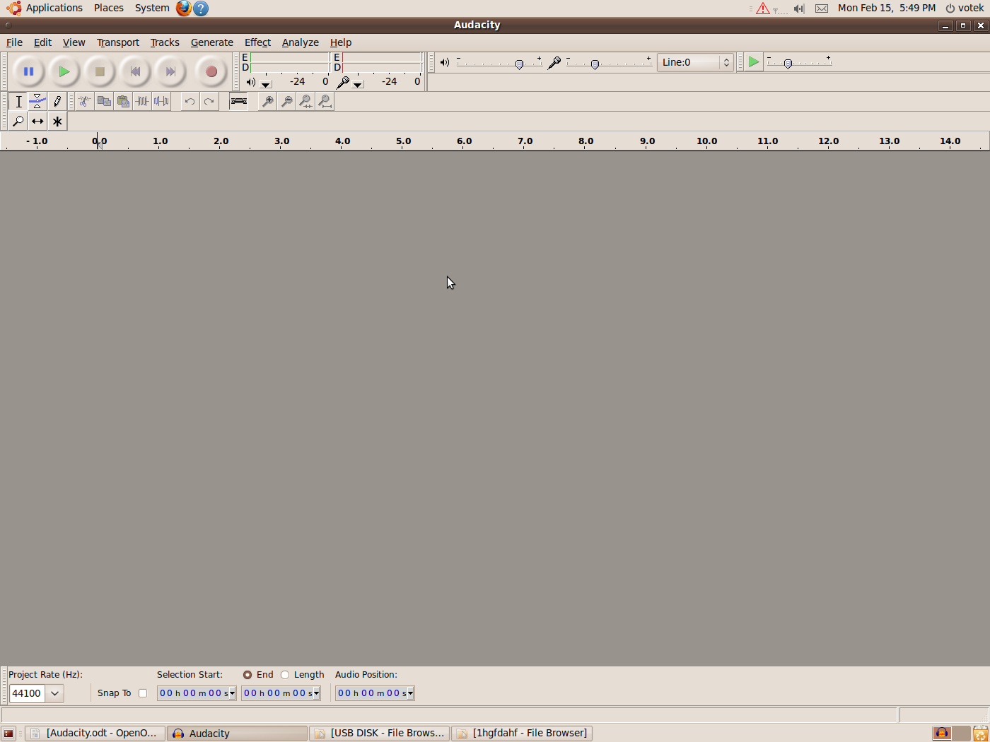 1. Ambiente de Trabalho do Audacity Após iniciar o Audacity maximize a janela, seguidamente observa-se a Barra de Menus e as Barras de