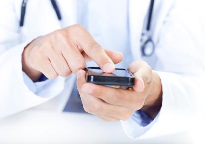 SMS Saúde Deixe a comunicação com pacientes e colaboradores mais efetiva. Confirmação de consultas. Doação de sangue.