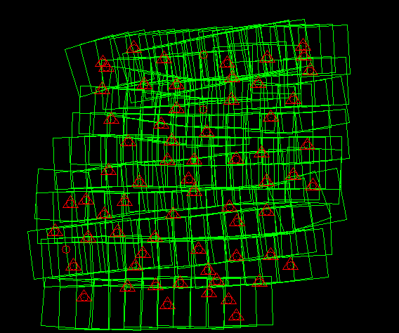 Figura 5.24 Distribuição final dos PFs no bloco. Dos 61 pontos fotogramétricos, três foram utilizados apenas como PFs altimétricos, enquanto os restantes foram usados como PFs completos.