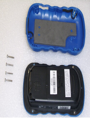 Componentes do case 1 - Parte frontal do case 2- Membrana de proteção 3- Acesso ao botão RESET, conector mini USB e chave ON/OFF 4- Acesso ao fone de ouvido 5- Acesso ao cartão de memória SD 6- Parte