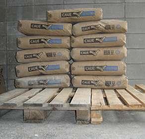 O consumo mínimo de cimento (NBR-6118) Os teores mínimos de cimento recomendáveis são:para concreto magro: 100 a 150 kg/m³.