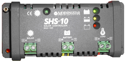 44 6.6.1 - CONTROLADOR DE CARGA PRINCÍPIO DE FUNCIONAMENTO Este sistema de condicionamento de potência é um equipamento normalmente associado ao arranjo fotovoltaico em sistemas híbridos.