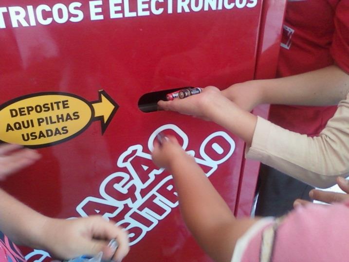 Data Distrito/Ilha Escola 22-Jun Santarém EB1/JI da Zibreira 24-Jun Portalegre Centro Educativo Alice Nabeiro 27-Jun Setúbal CERCIMB - Lavradio 3ª fase escolas que recolheram mais resíduos (dois