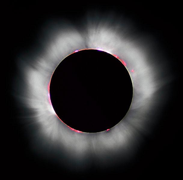 Eclipses solares Os eclipses solares ocorrem quando a Lua, em seu movimento de translação em torno da Terra, passa à frente do Sol e cobre a luz, projetando um cone de sombra sobre a superfície