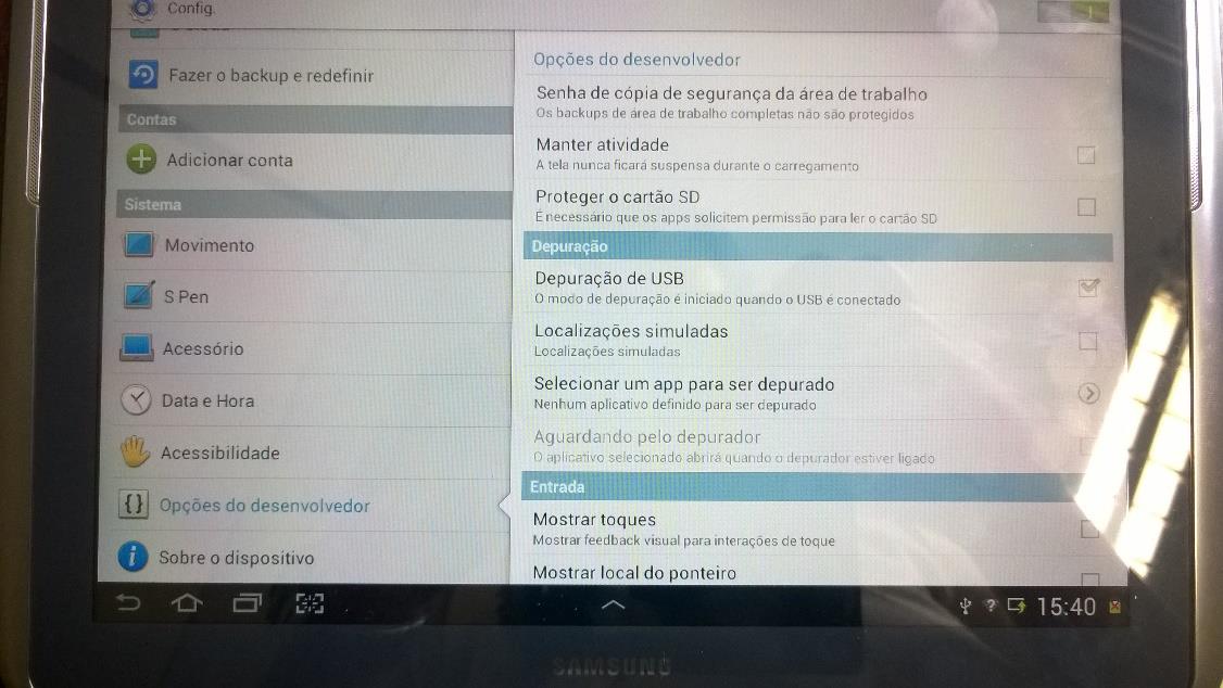 EXECUTANDO O APLICATIVO EM UM DEVICE REAL O passo seguinte consiste em habilitar o recurso de Debug no dispositivo Android. Este processo pode diferenciar um pouco, dependendo da versão do Android.