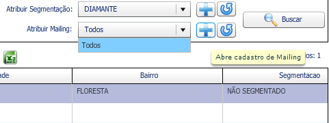 V. Atribuindo o Mailing Para atribuir o cliente a um mailing, selecione o cliente ou a relação de clientes e indique o mailing conforme abaixo: 1.