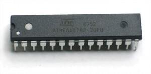 ATmega168/328/1280 Algumas características ATmega168 ATmega328 ATmega1280 Flash 16 KB Flash 32 KB Flash 128 KB SRAM 1 KB SRAM 2 KB SRAM 8 KB EEPROM 512 bytes EEPROM 1 KB EEPROM 4 KB Clock máximo 20