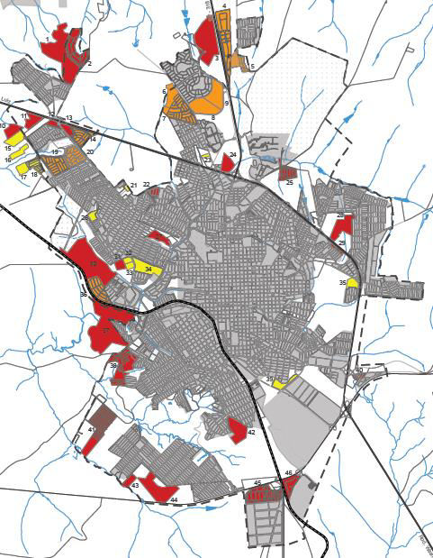 baixa, na porção sudoeste da área urbanizada. Porém, como já citado anteriormente, uma nova tendência urbanística têm se inserido no processo de crescimento da periferia urbana.