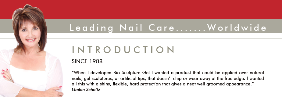 INVERNO 2011/12 NAILS & NEWS ELMIEN SCHOLZ A Elmien Scholz é licenciada em Química e é casada com um Médico veterinário, Dr. Carlo Scholz.