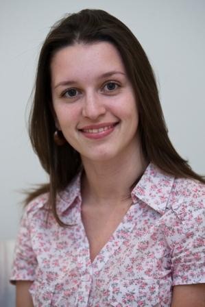 EQUIPE INNOVE Annie Wielewicki (CRP 08/15175) Graduada pela Universidade Estadual de Londrina (UEL), especializanda em Saúde Mental pela mesma instituição.
