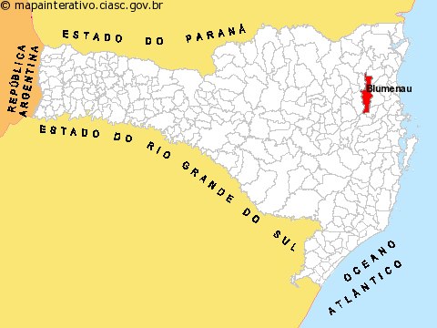 appartiennent actuellement à la micro région de Blumenau. Les principales villes en sont Blumenau, Brusque, Gaspar, Indaial, Pomerode et Timbó 3.