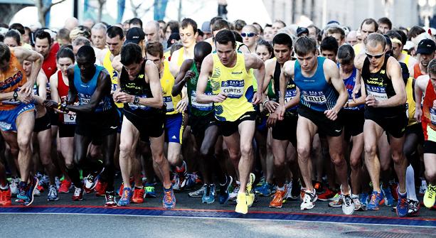 21 DE ABRIL DE 2014 A maratona de Boston pertence ao grupo das World Marathon Majors. Considerada a segunda mais antiga das maratonas, fica atrás apenas da maratona de Athenas.