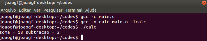 Para tornar a biblioteca libcalc, implementada nos tópicos anteriores, em uma biblioteca dinâmica, é necessário os seguintes passos: - Alterar a forma de compilação dos arquivos libcalc.c e libcalc.