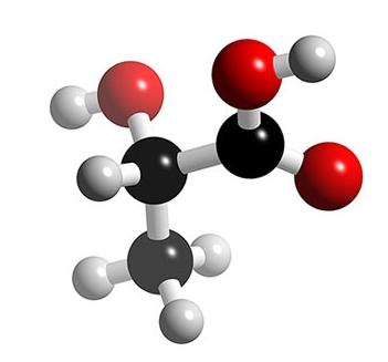 Em seguida o açúcar metabolizado é convertido em ácidos orgânicos (como o ácido láctico, por exemplo), responsáveis pela formação das cáries. Os corantes são substâncias capazes de modificar a cor.