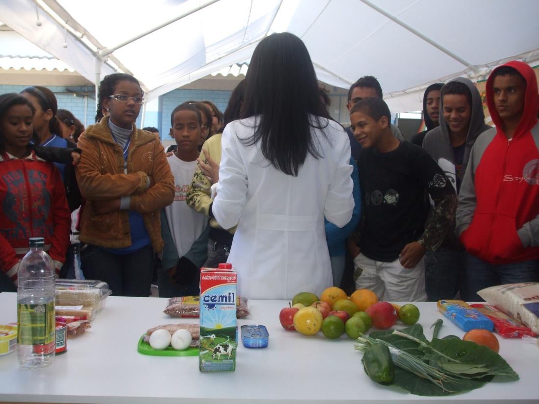 Escola Municipal Estoque de alimentos Avaliação