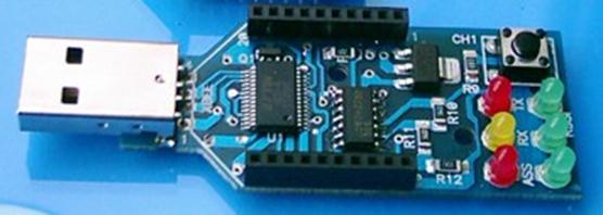 Figura 5 - Placa CON-USBBEE. Utilizando o software MATLAB desenvolveu-se um algoritmo para aquisição de dados, via porta serial, vindos do módulo Zigbee.